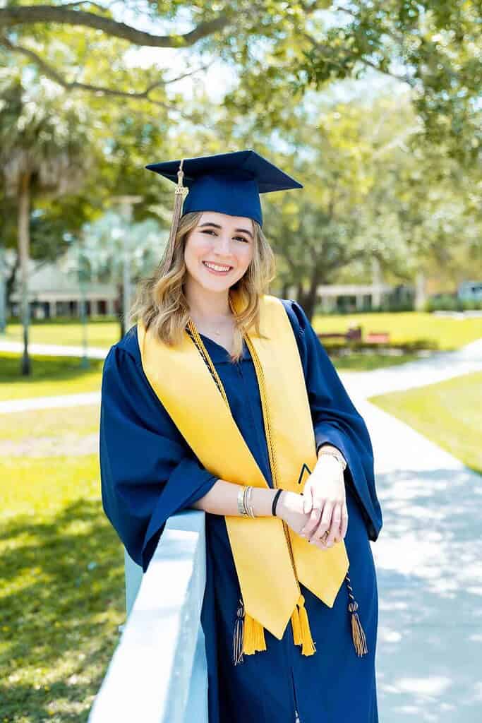nursing graduation pictures